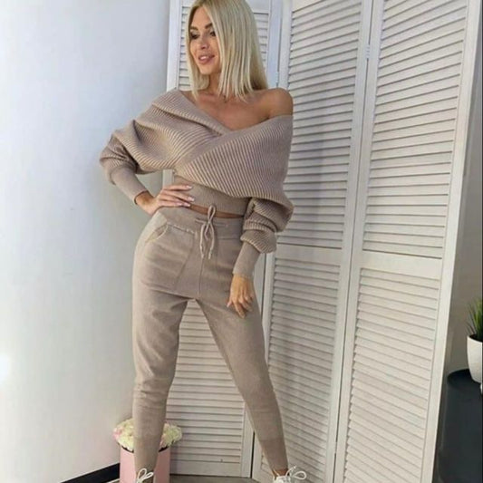 Alara V Neck Tracksuit